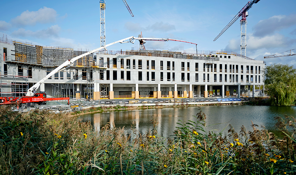 Systemy deskowań ORMA oraz DSD pozwoliły na uzyskanie jakości betonu architektonicznego.