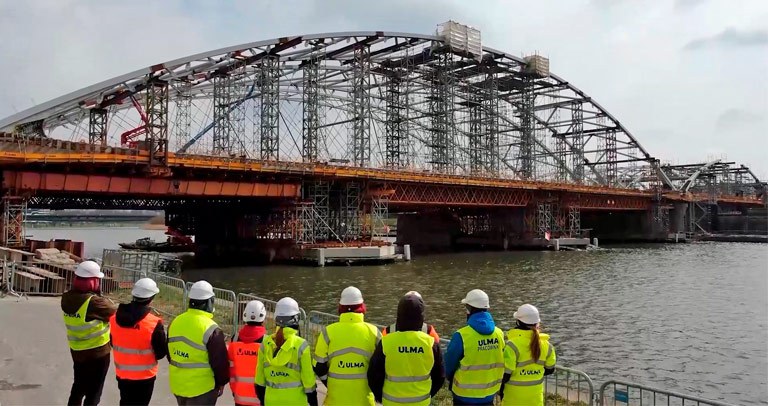 Mosty M1 i M3 - kwiecień 2022, Kraków, Polska