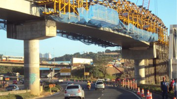 Obwodnica i autostrada z Maranhão do portu w Salvador de Bahia, Brazylia