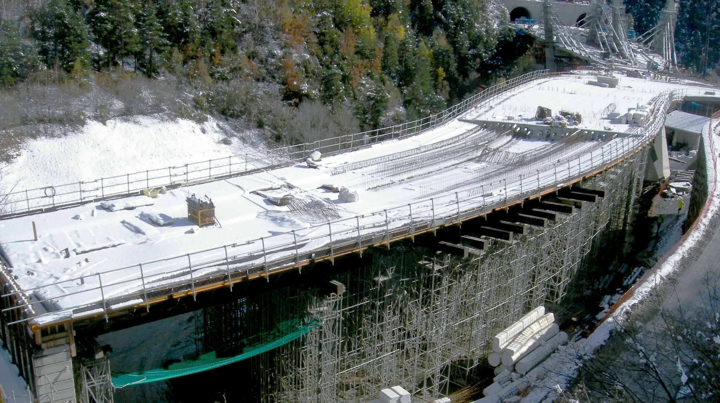 Nowe wiadukty dojazdowe do Tunelu dels 2 Valires to jeden z największych projektów infrastrukturalnych w Andorze.