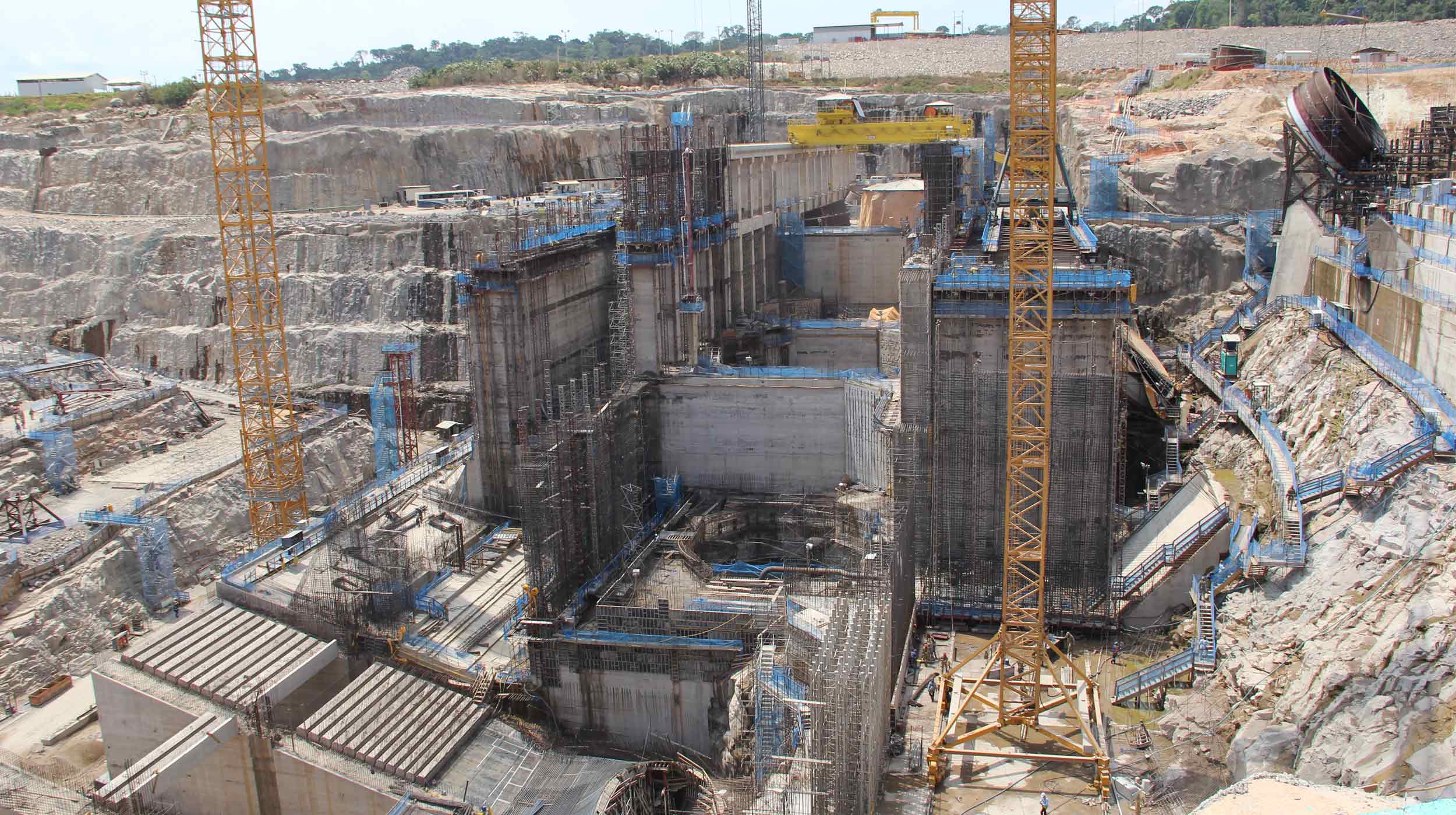 Elektrownia wodna Teles Pires jest inwestycją, która wpisuje się w rządowy program przyspieszenia wzrostu gospodarczego (PAC) w Brazylii.