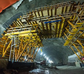 Tunel pod Luboniem Małym w ciągu drogi ekspresowej S7, Polska