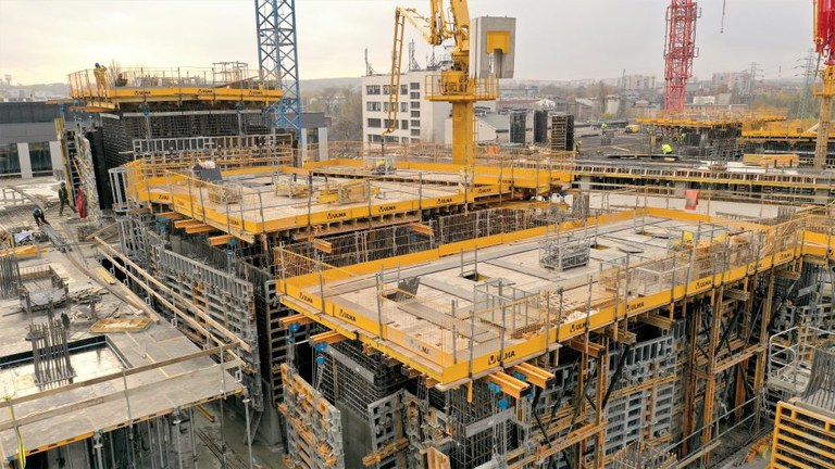 Dwa wieżowce w centrum Katowic - trwa budowa Global Office Park