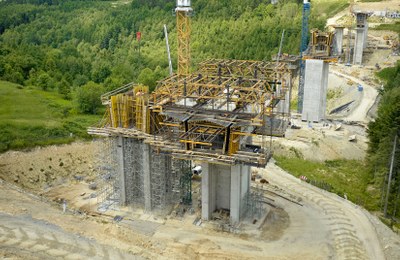 Nowe obiekty wykonywane metodą nawisową i nasuwania podłużnego na S19