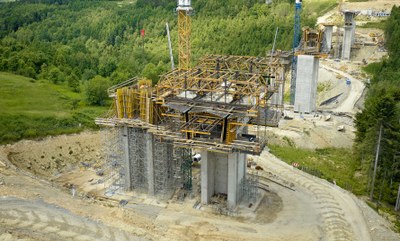 Nowe obiekty wykonywane metodą nawisową i nasuwania podłużnego na S19