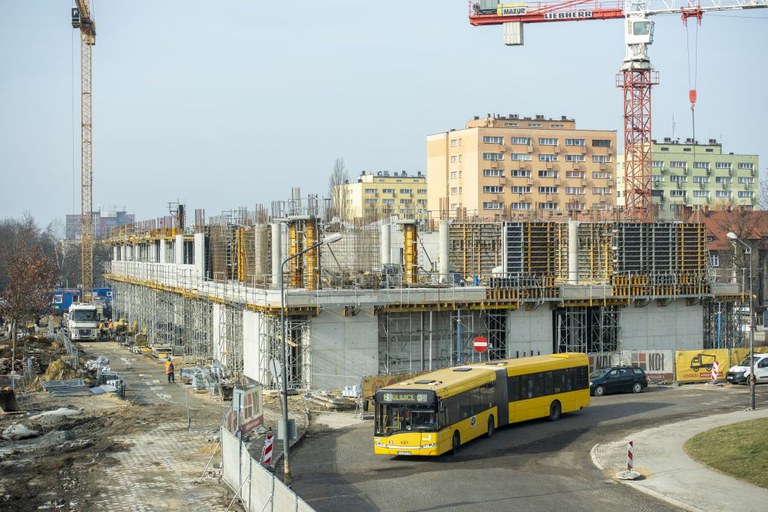 System stropowy ONADEK na budowie nowoczesnego centrum przesiadkowego w Zabrzu