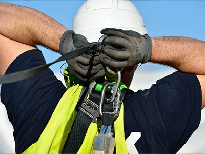 ULMA potwierdza swoje zaangażowanie w temat Zdrowia i Bezpieczeństwa w Pracy